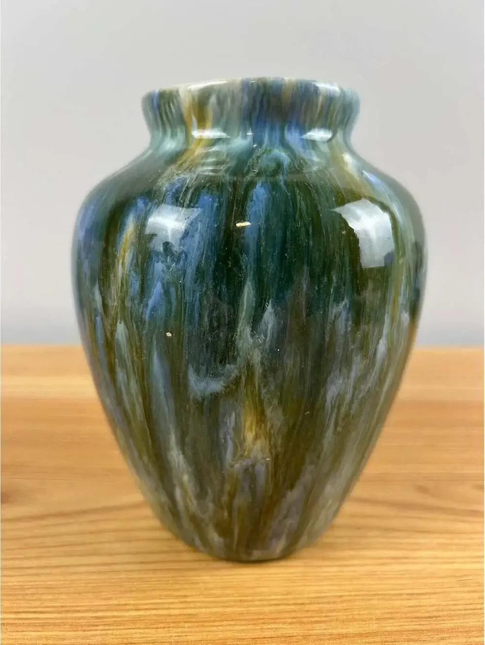 Camark 1920s Arts & Crafts Pottery Green Blue Bright Sasnakra Glossy Vase